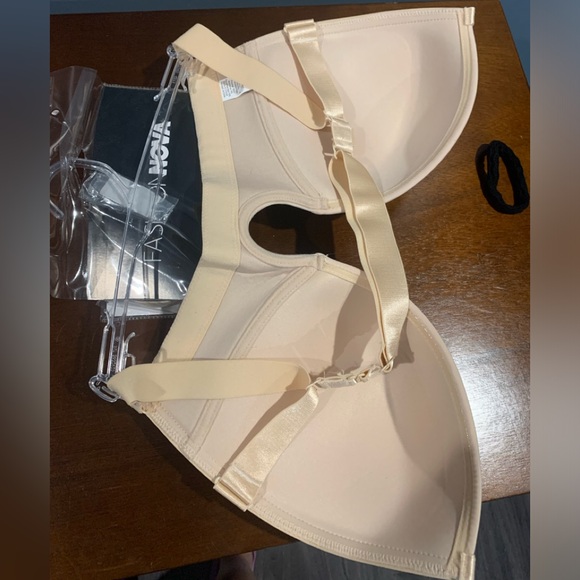 Loving my curves bra - Picture 2 of 4